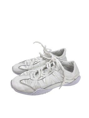 Nfinity Revolution Cheerleading Shoes, White, Girl's 4.5, Flexible